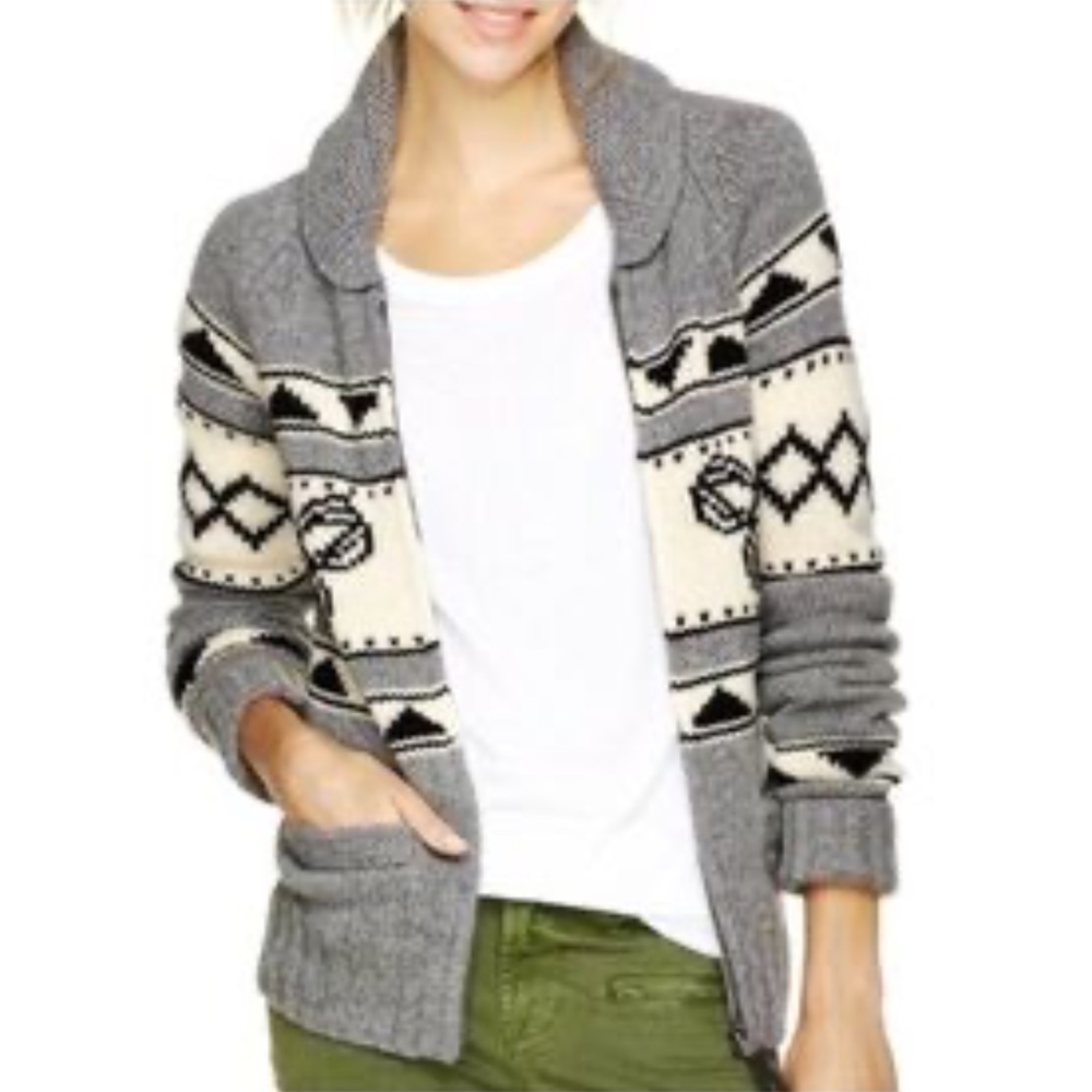 TNA Lambs Wool Knit Sweater
